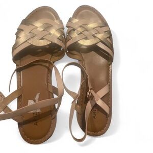 Arizona Jean Company Women's Beige Strappy Sandals